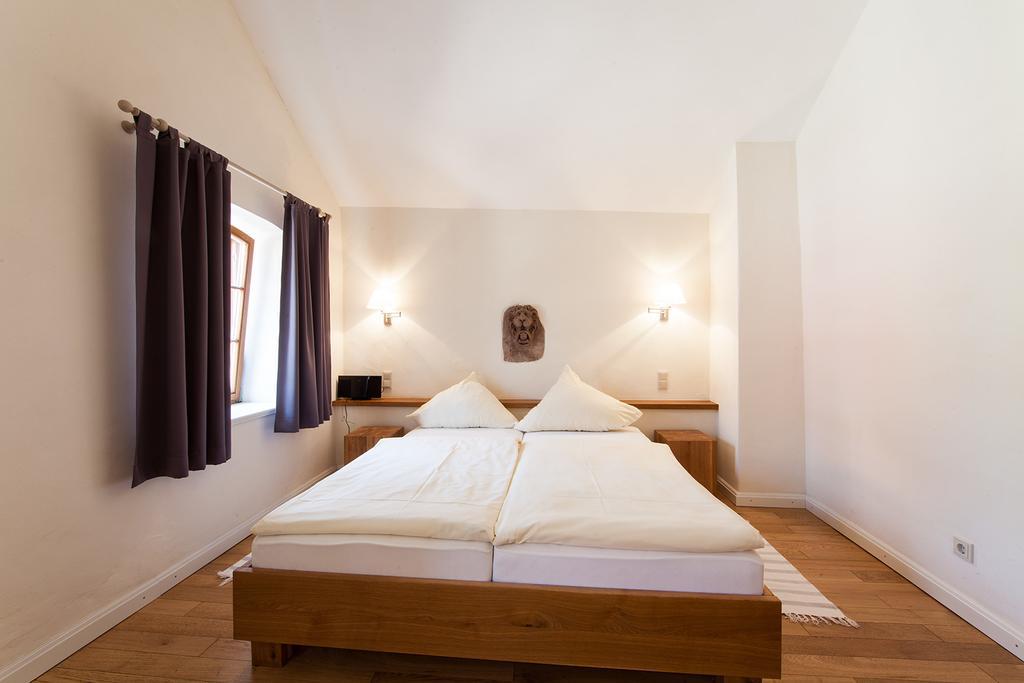 Weingut & Gaestehaus Giwergreif Wasserliesch Szoba fotó